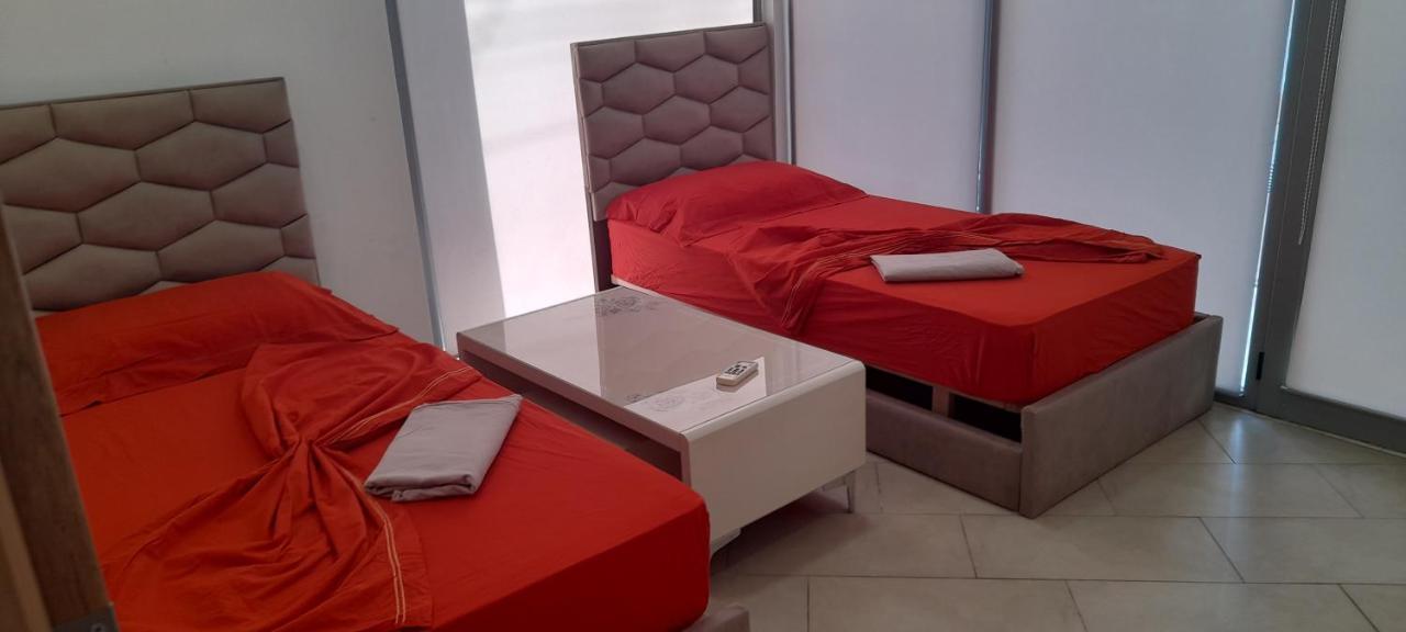 eri apartament Apartment Himare Bagian luar foto